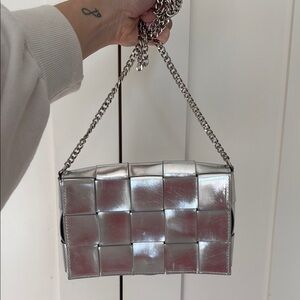 Silver Chain Shoulder Bag
